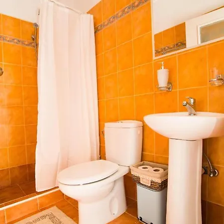 Apartment Spongkalya Ii